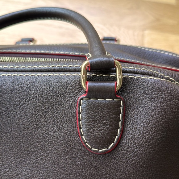 Authentic CHCarolina Herrera leather Blasón Medium brown bag. Gold tone hardware - Picture 6 of 16